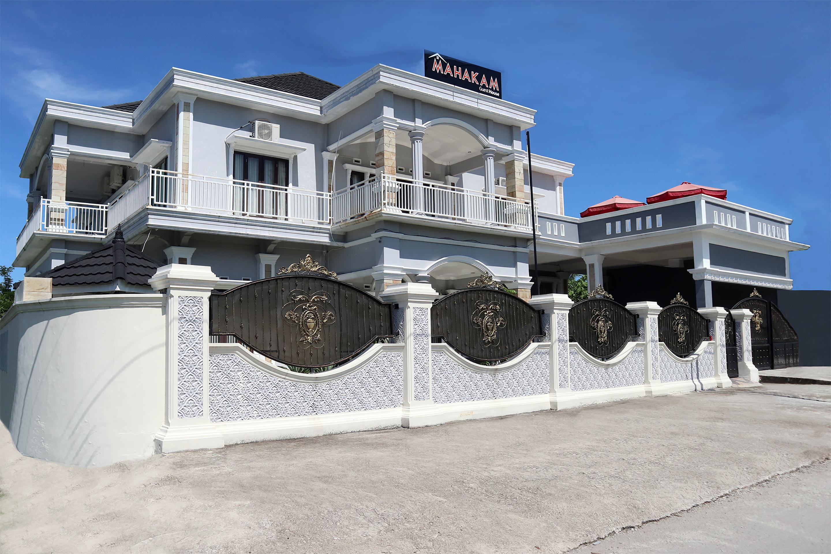 Oyo 1326 Mahakam Guest House Padang  Exterior photo